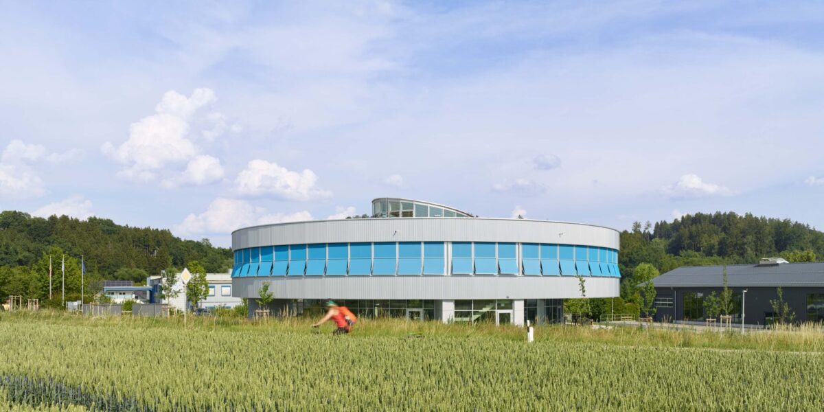 Firmenzentrale | Tiefenbach